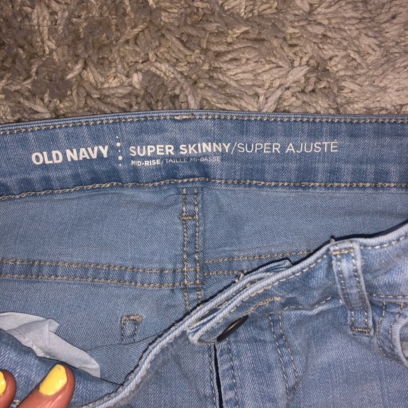 Skinny jeans! - Picture 2 of 3